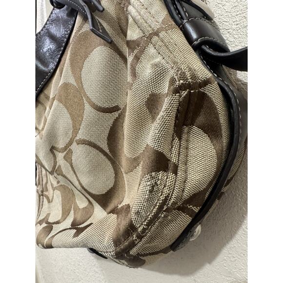 Coach Shoulder Brown Signature Bag Purple Lining - Picture 7 of 13